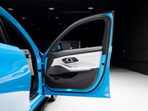 Used 2024 BMW M3 Competition image 61