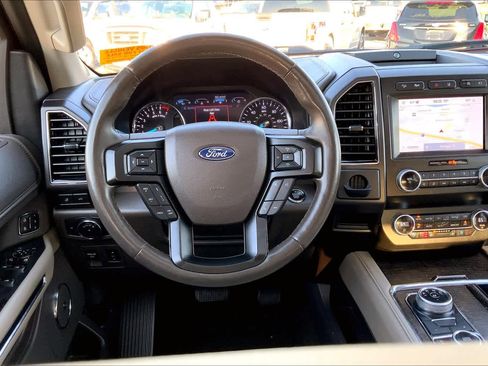 Used 2020 Ford Expedition Limited w/ Equipment Group 302A image 5