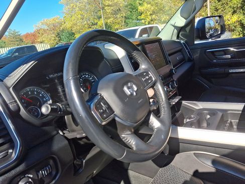 Certified 2022 RAM 1500 Laramie image 25