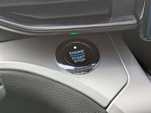 Used 2020 Ford Explorer XLT w/ Equipment Group 202A image 36