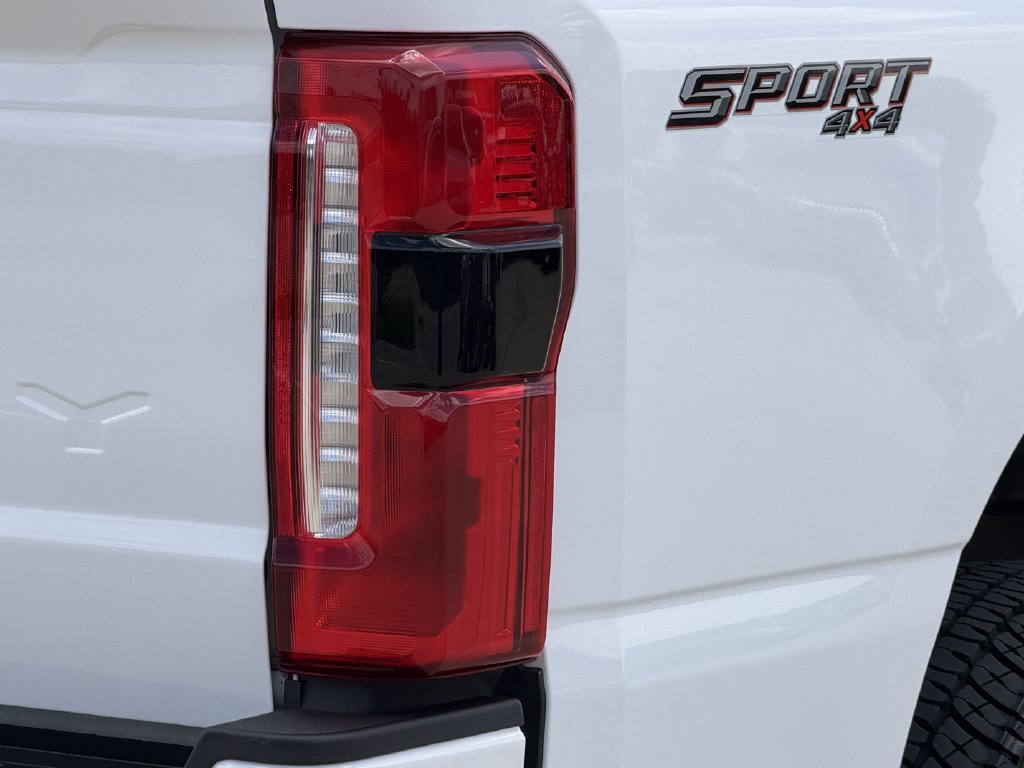 Used 2024 Ford F250 Lariat w/ Lariat Ultimate Package AWD/4WD image 17