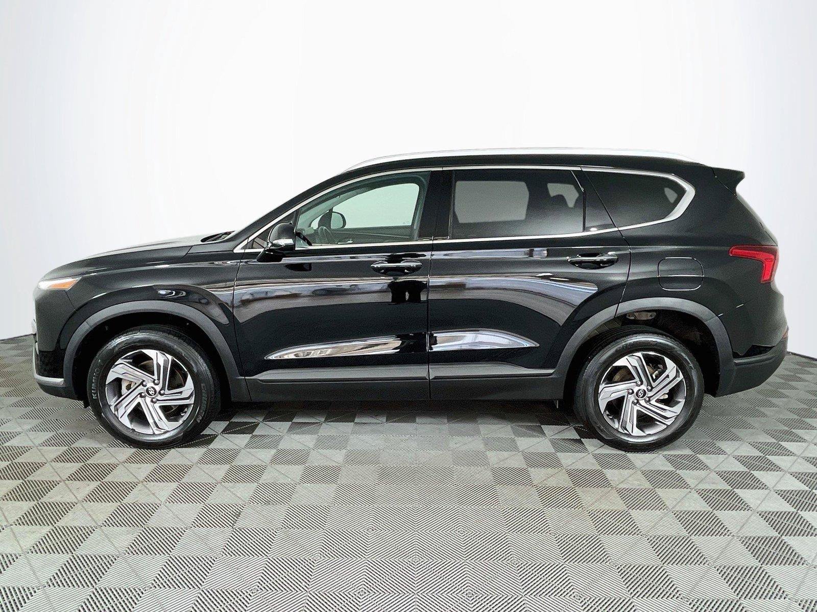 Used 2023 Hyundai Santa Fe SEL AWD/4WD image 4