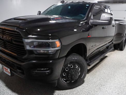 Used 2024 RAM 3500 Laramie w/ Night Edition AWD/4WD image 30