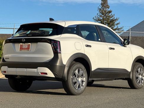 New 2026 Nissan Kicks S FWD image 4