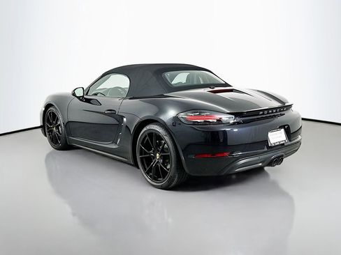 Used 2025 Porsche 718 Boxster image 3
