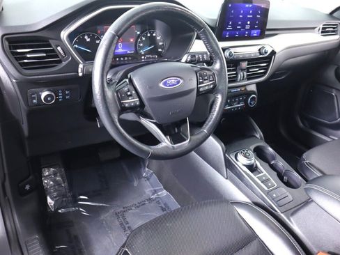 Used 2021 Ford Escape SEL AWD/4WD image 10