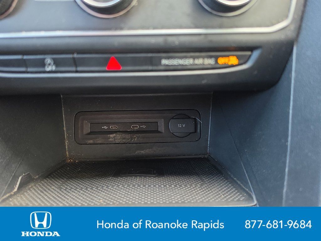 Used 2021 Volkswagen Atlas SE FWD image 25