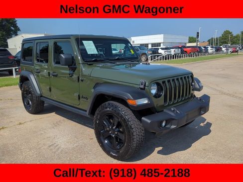 Used 2021 Jeep Wrangler Unlimited Sport AWD/4WD image 3