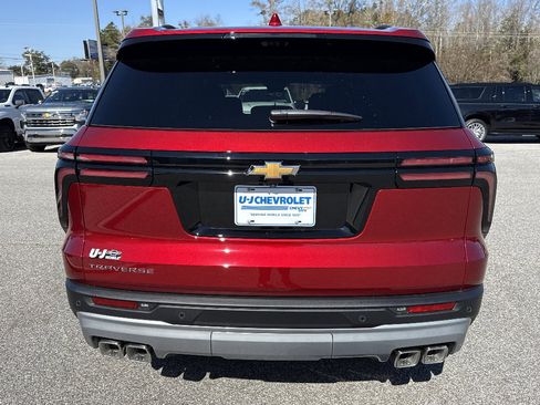New 2026 Chevrolet Traverse LT w/ Sun and Wheel Package FWD image 4