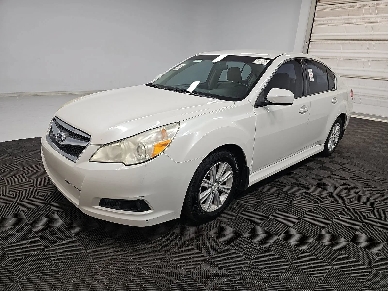 Used 2011 Subaru Legacy 2.5i Premium w/ All-Weather Pkg AWD/4WD image 1
