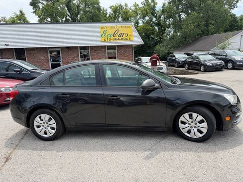 Used 2015 Chevrolet Cruze LS FWD image 5