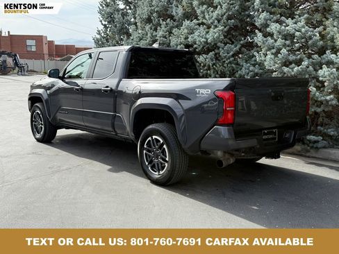 Used 2025 Toyota Tacoma 4x4 Double Cab image 6