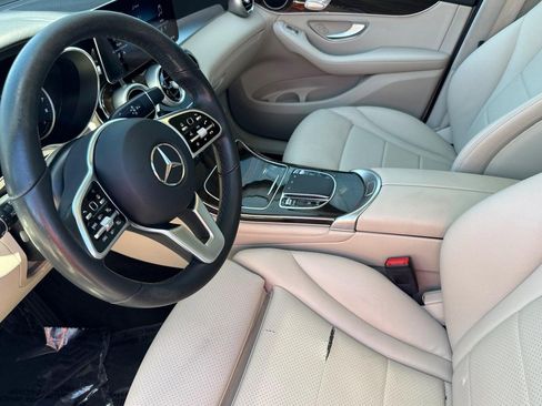 Certified 2020 Mercedes-Benz GLC 300 4MATIC image 4