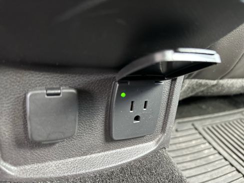 Used 2014 Ford Fusion Titanium image 30