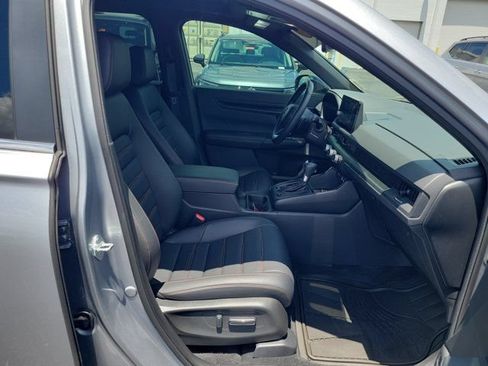 Used 2025 Honda CR-V Sport-L image 8