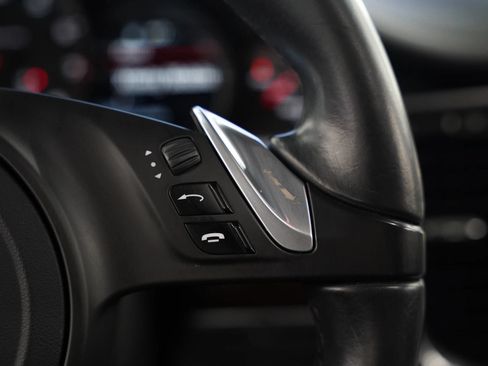 Used 2016 Porsche Panamera image 35