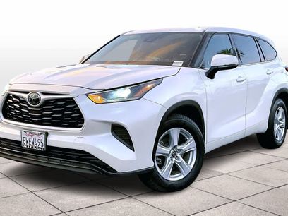 Used 2021 Toyota Highlander L