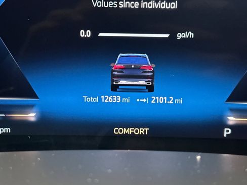 Used 2025 BMW X5 xDrive40i w/ Premium Package image 35