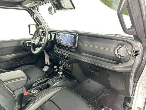Used 2024 Jeep Wrangler Unlimited Sahara w/ Safety Group AWD/4WD image 29