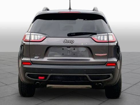 Used 2021 Jeep Cherokee Trailhawk w/ Sun, Sound & Nav Group AWD/4WD image 5