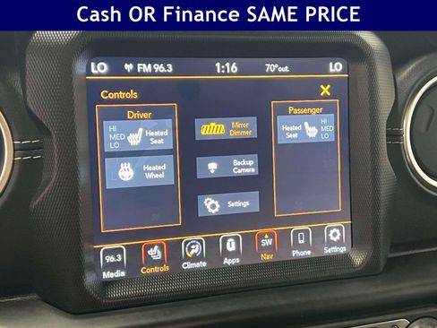 Used 2020 Jeep Wrangler Unlimited Sahara AWD/4WD image 25