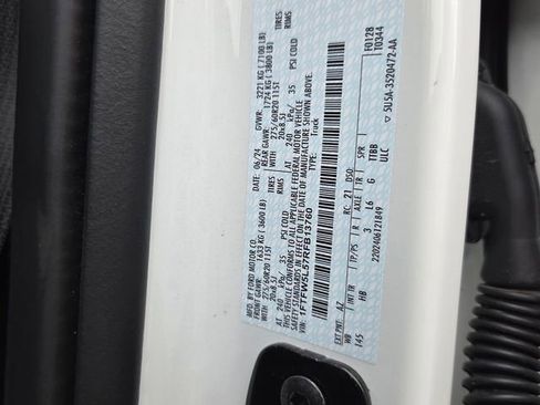 Used 2024 Ford F150 Lariat w/ Bed Utility Package AWD/4WD image 17