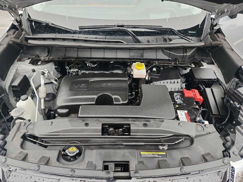 Used 2023 Nissan Pathfinder Platinum w/ Cargo Package image 28