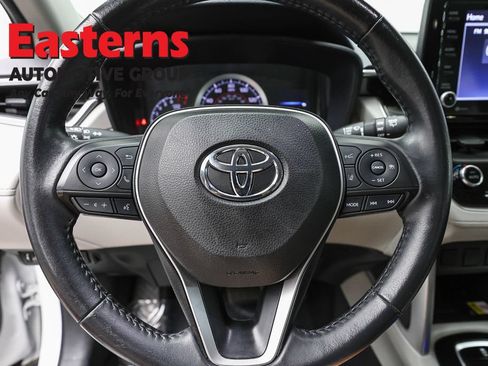 Used 2022 Toyota Corolla Cross LE FWD image 10