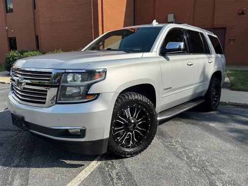 Used 2018 Chevrolet Tahoe Premier AWD/4WD image 1