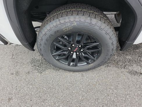 New 2026 GMC Sierra 1500 Pro w/ Graphite Edition image 5