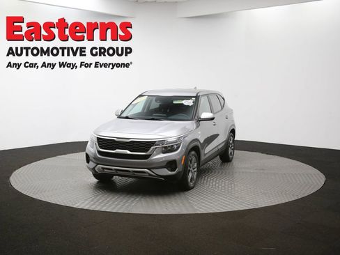 Used 2023 Kia Seltos LX image 64