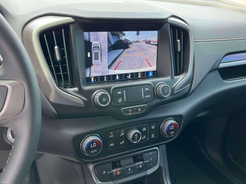 Certified 2024 GMC Terrain AT4 w/ Tech Package AWD/4WD image 33