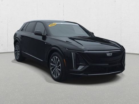 Certified 2024 Cadillac Lyriq Sport AWD/4WD image 3