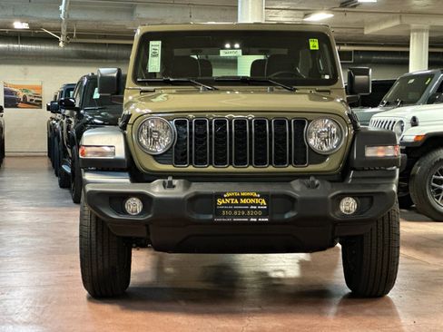 New 2026 Jeep Wrangler Sport AWD/4WD image 8