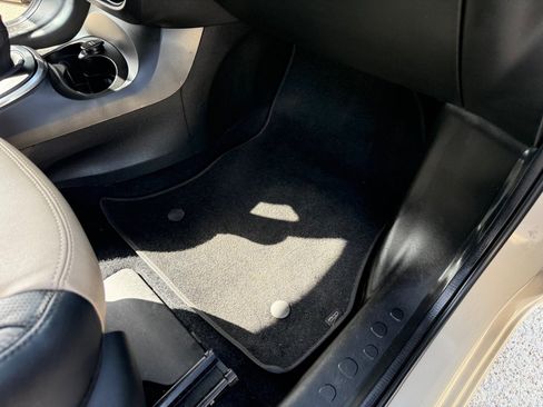 Used 2014 FIAT 500L Lounge FWD image 21