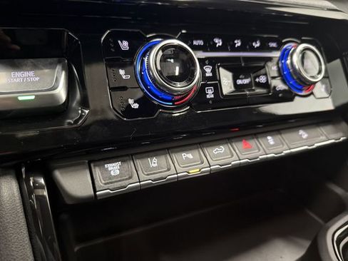 New 2026 GMC Sierra 2500 AT4 w/ AT4 Premium Plus Package AWD/4WD image 32