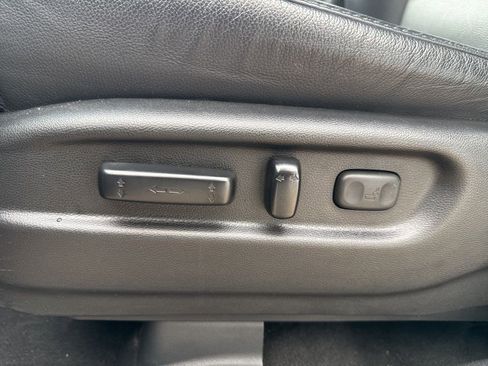 Certified 2022 Honda Pilot Touring image 12