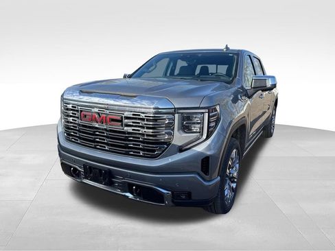 Used 2024 GMC Sierra 1500 Denali AWD/4WD image 2