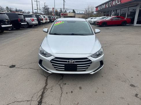 Used 2018 Hyundai Elantra SEL image 8