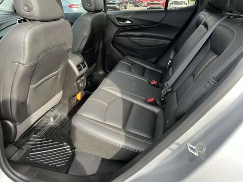 Used 2022 Chevrolet Equinox Premier AWD/4WD image 11