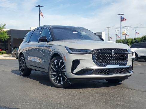 New 2026 Lincoln Nautilus Black Label AWD/4WD image 1