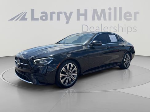 Used 2022 Mercedes-Benz E 350 Sedan image 1