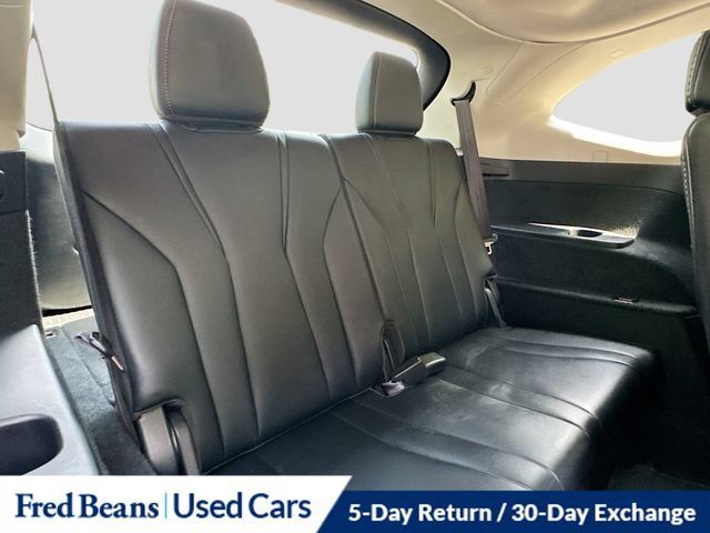 Used 2022 Acura MDX w/ Technology Package AWD/4WD image 35