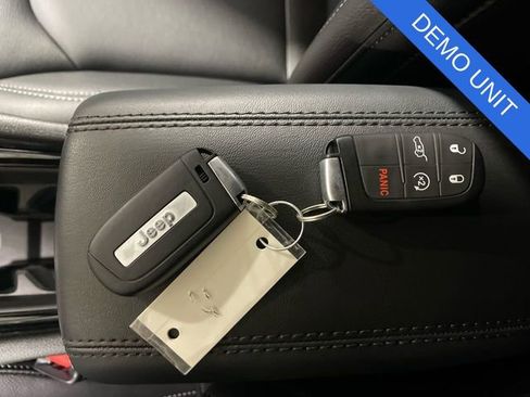 New 2026 Jeep Compass Limited AWD/4WD image 21