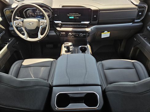New 2026 Chevrolet Silverado 1500 LT Trail Boss w/ Convenience Package II AWD/4WD image 10