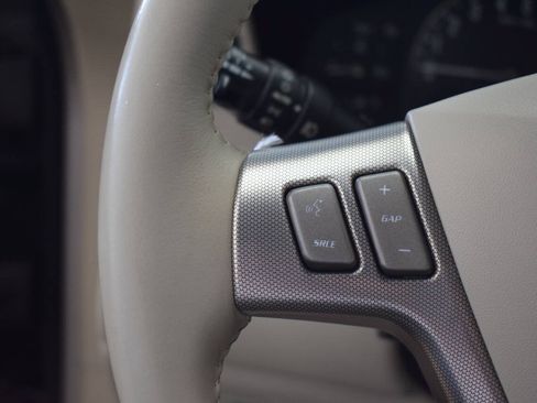 Used 2005 Cadillac XLR RWD image 67