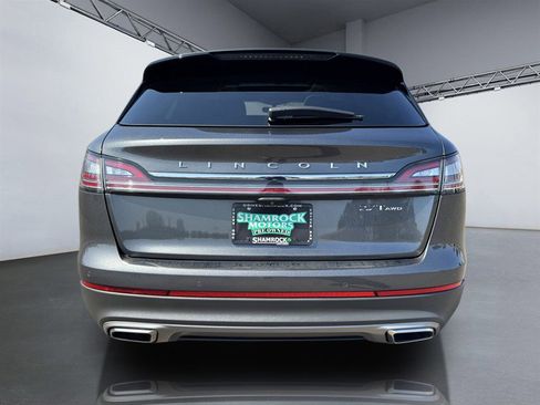 Used 2020 Lincoln Nautilus Reserve w/ Equipment Group 201A image 6