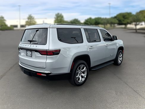 Used 2022 Jeep Wagoneer Series I w/ Premium Group I RWD image 7