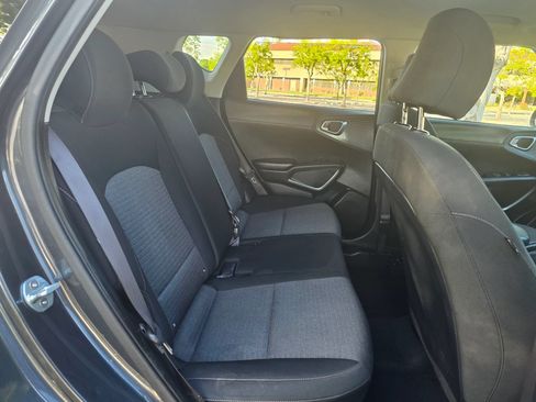 Used 2020 Kia Soul S FWD image 16