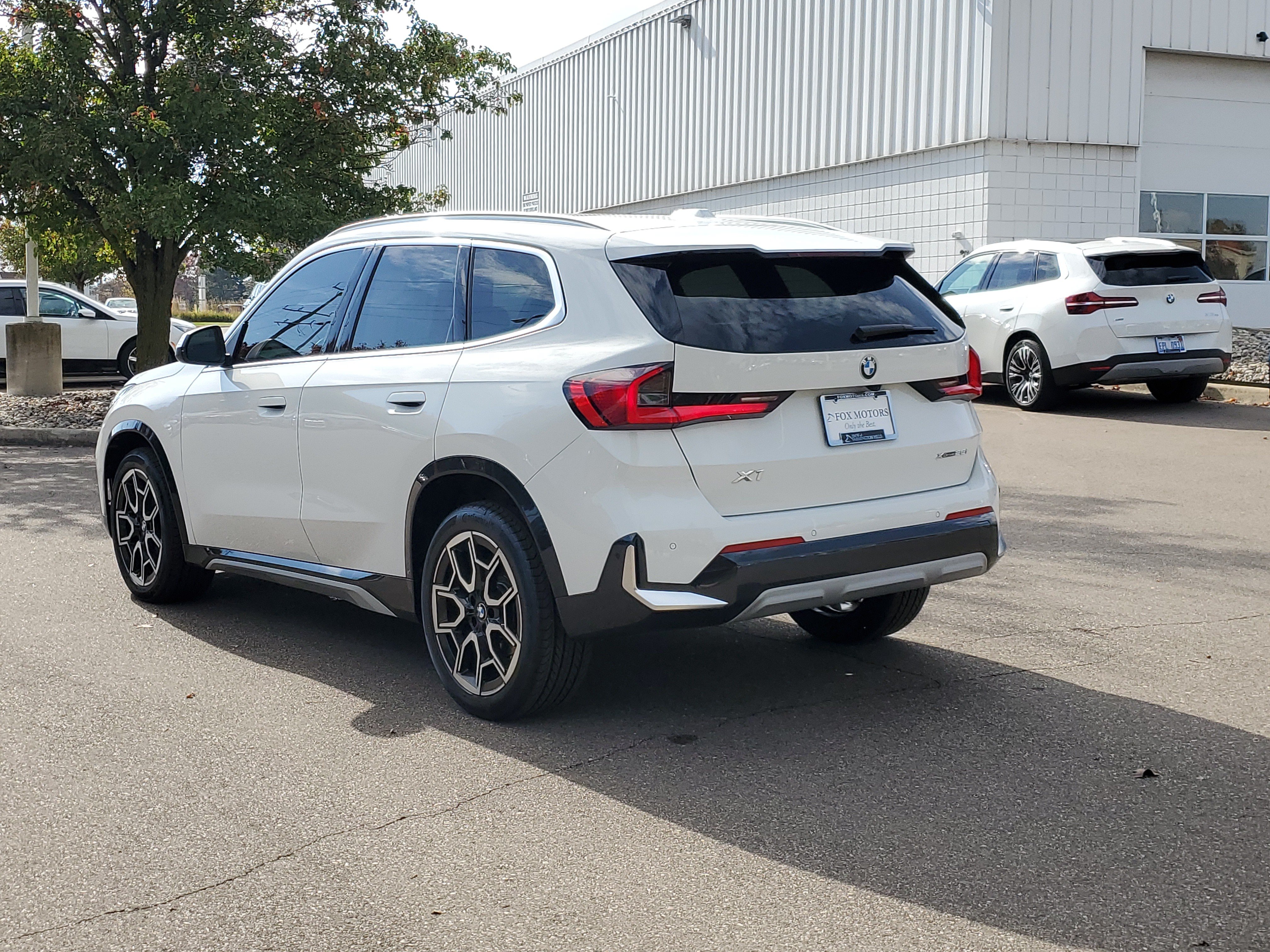 Certified 2023 BMW X1 xDrive28i w/ Convenience Package AWD/4WD image 3